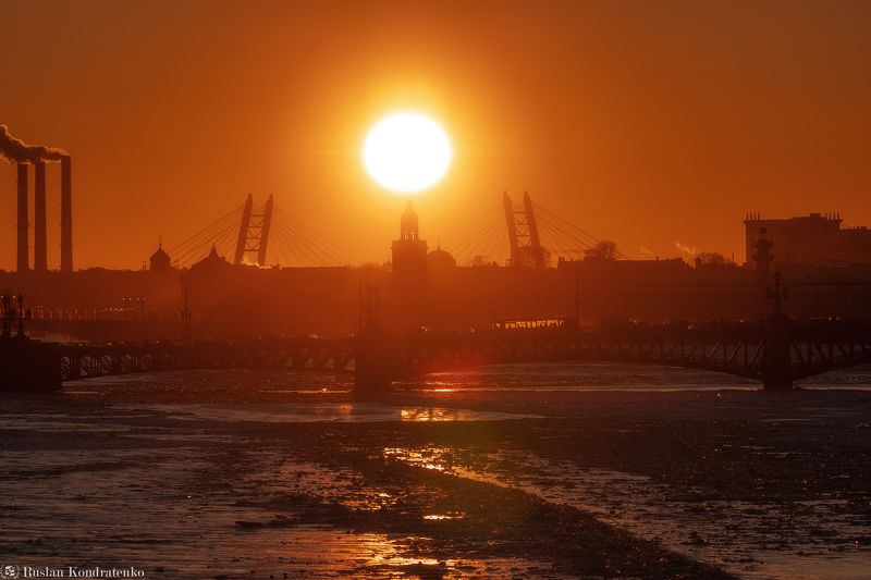 санкт-петербург, закат, прострел, нева Закат над Санкт-Петербургом фото превью