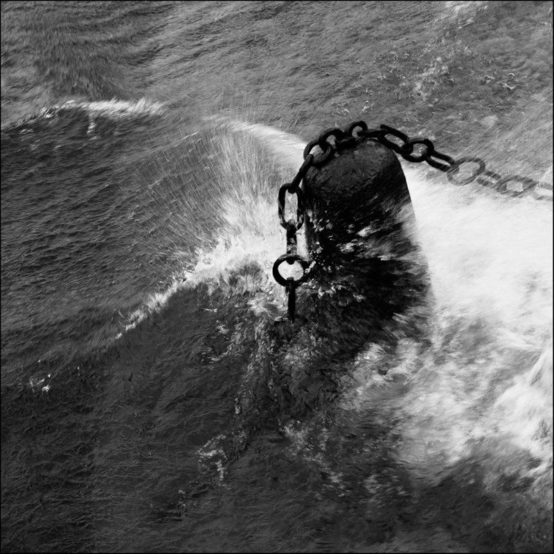 наводнение, брызги непогода фото превью