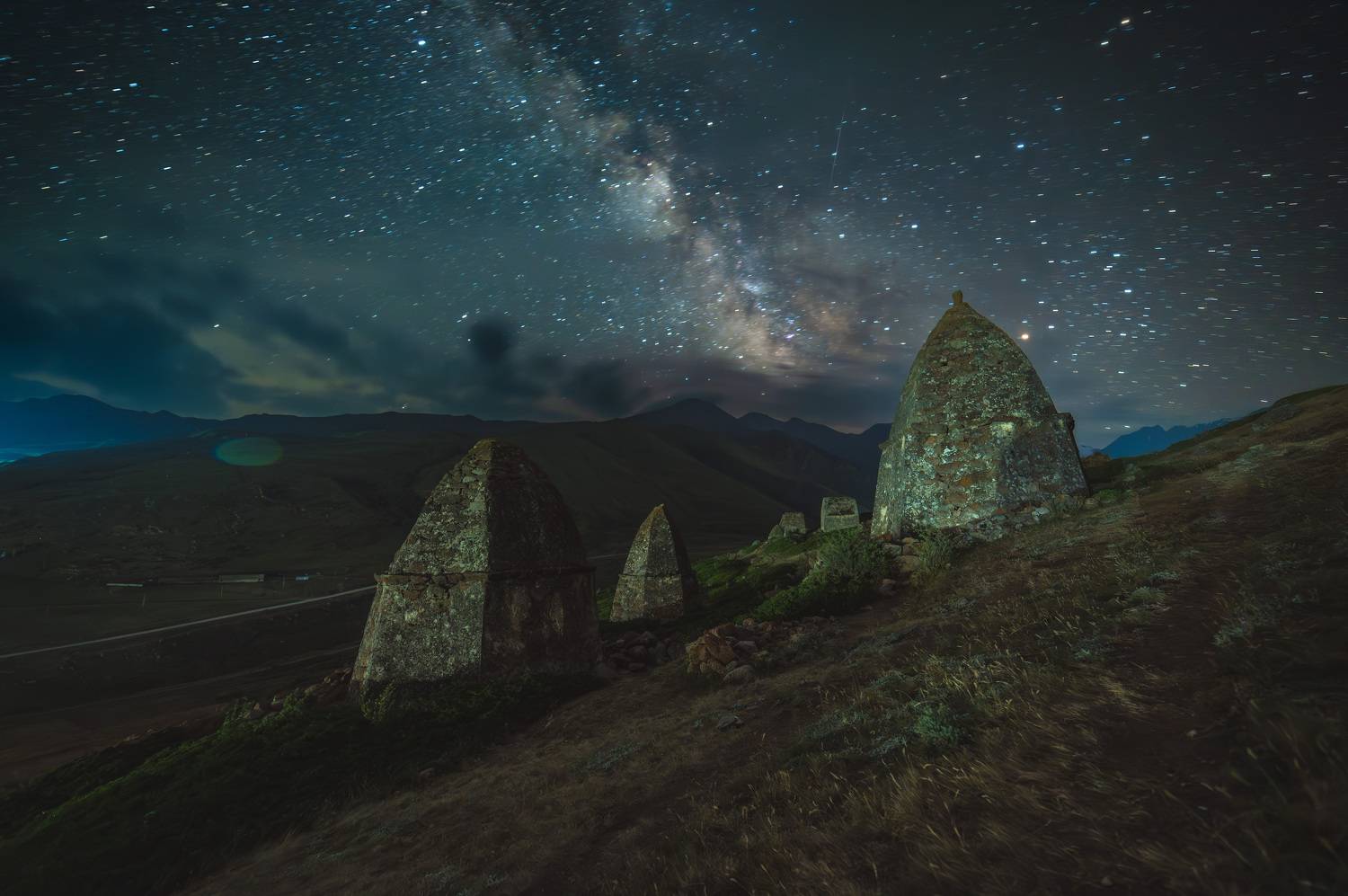 chegem, mountains, caucasus, grave, tomb, stars, astrosphere, landscape, religious, nigt, starry, milkiway,, Бугримов Егор