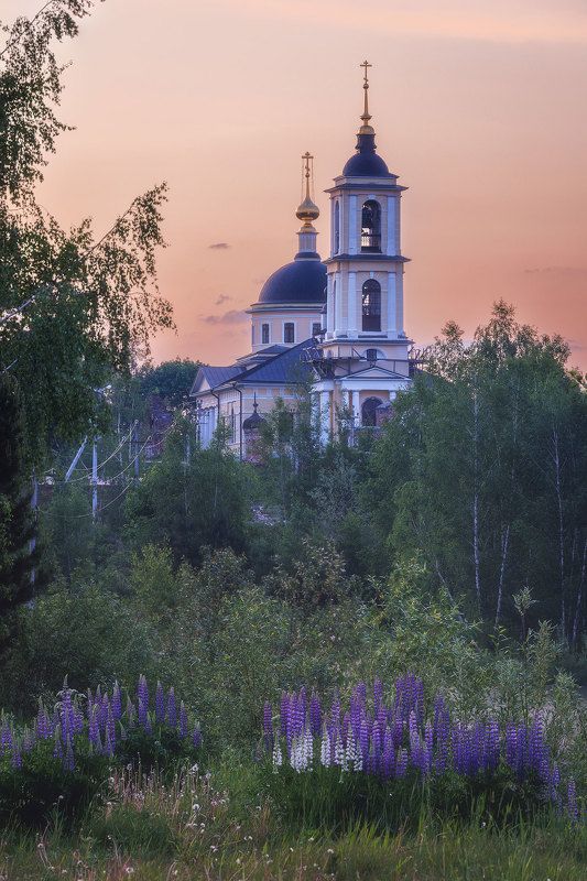 Церковь Воскресения Христова в Воскресенье фото превью