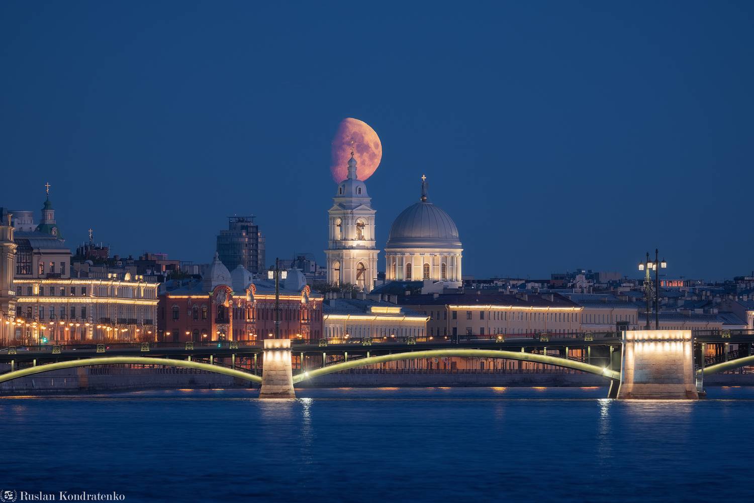 санкт-петербург, луна, восход луны, прострел, церковь, екатерининская церковь, биржевой мост, Кондратенко Руслан