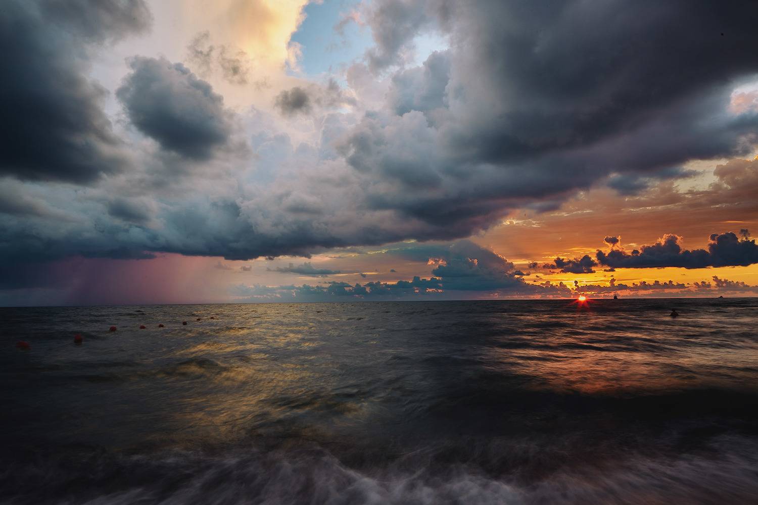 море. волны.  закат. облака. небо., Totoro