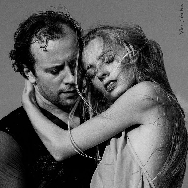 Двое фото превью