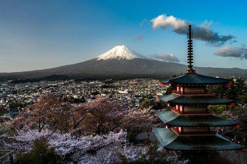 Рассвет с видом на Фудзи