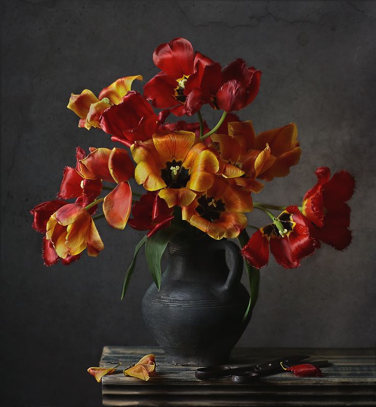 Пылающий май фото превью