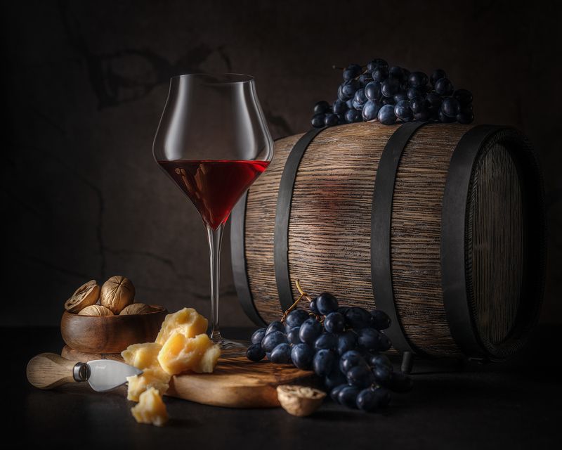 вино, бокал, виноград, сыр, бочка, натюрморт, орехи  фото превью