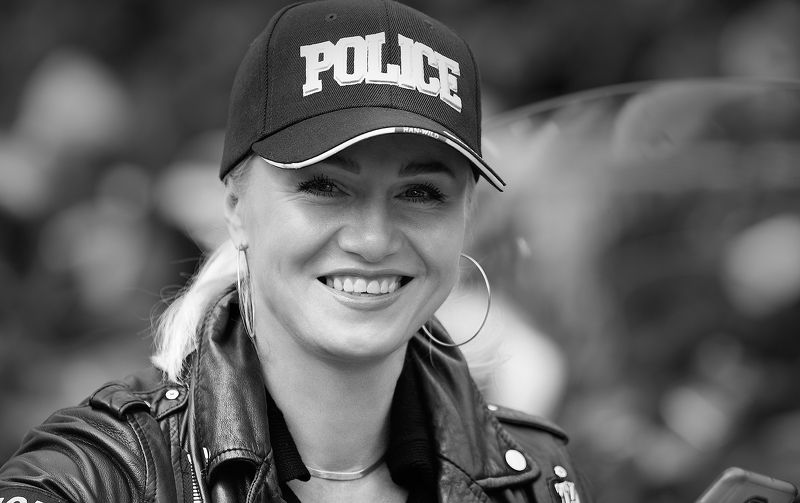 чб фото, мотофестиваль, открытие сезона, байкеры,  уличный портрет, женский уличный портрет, репортаж Мотофестиваль. Открытие сезона фото превью