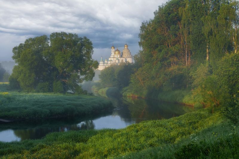 Утро на реке фото превью