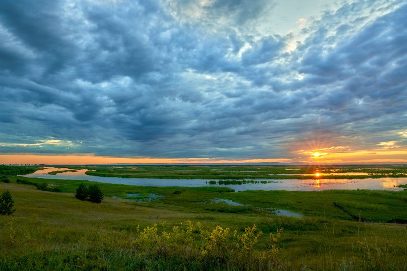 Закат в дельте Селенги фото превью