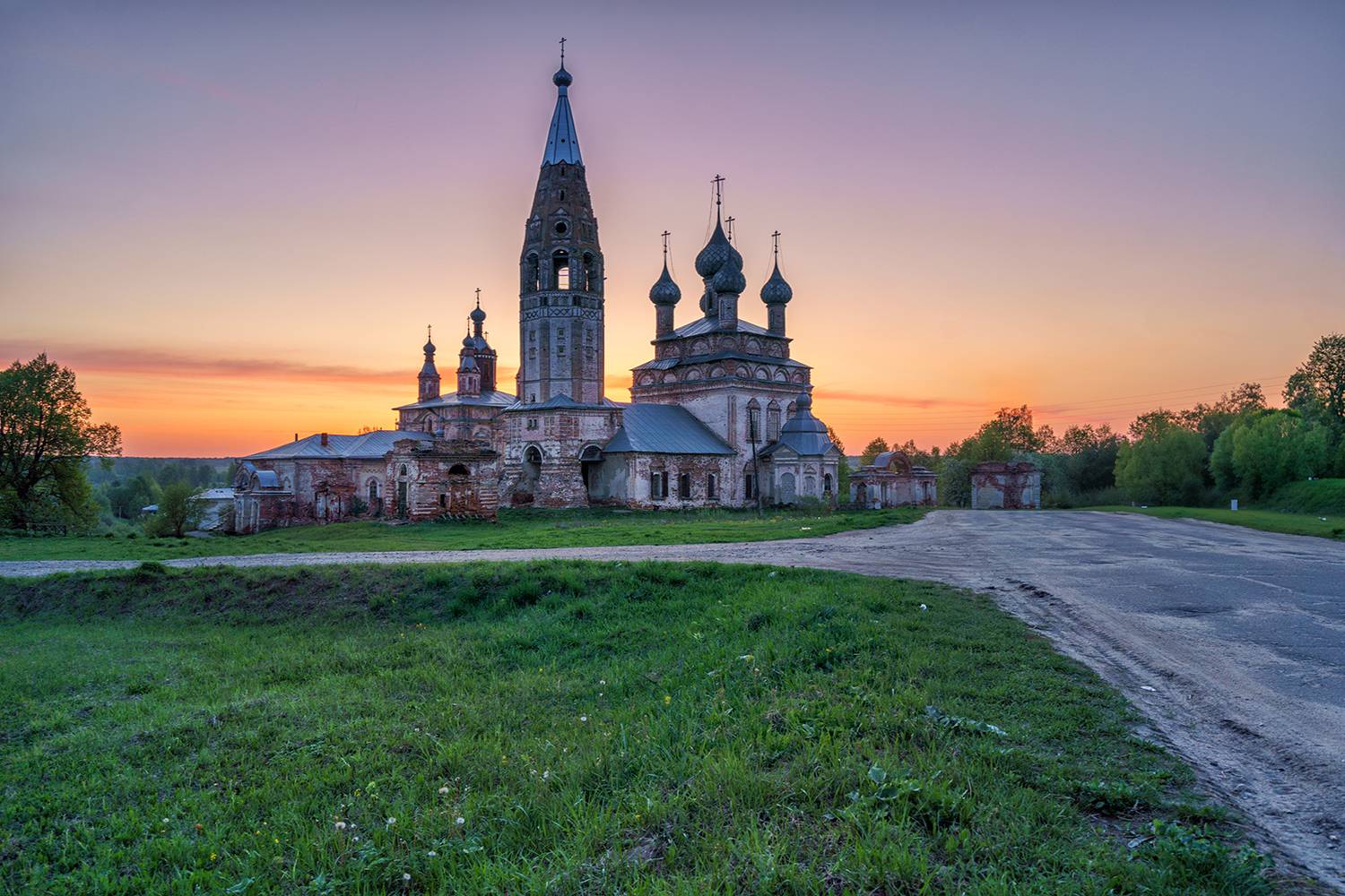 , Лариса Дука