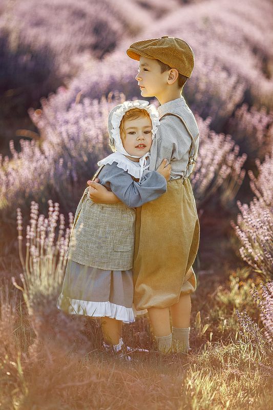 дети, лето, прованс, лаванда, детский портрет, фотограф в анапе, ретро стиль, кантри Старший брат фото превью