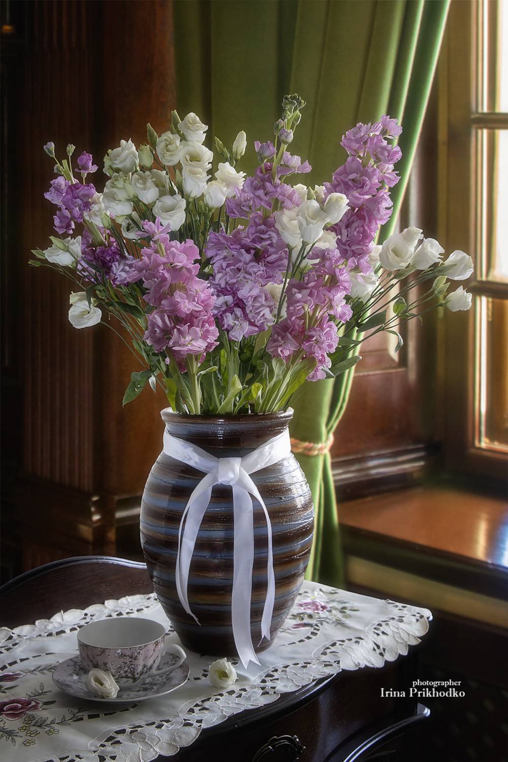 натюрморт, цветы, маттиола, эустома, интерьер, винтаж, Приходько Ирина