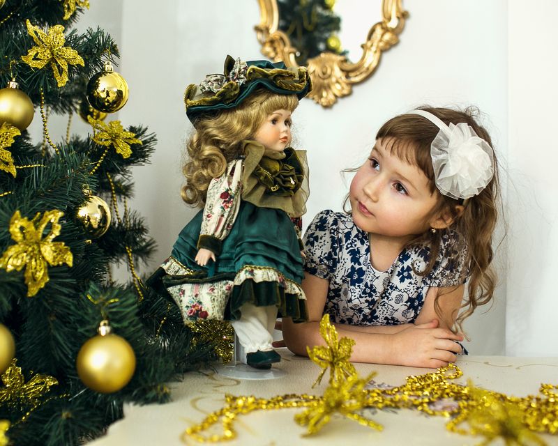 Девочка, Ёлка, Кукла, Новый год  фото превью