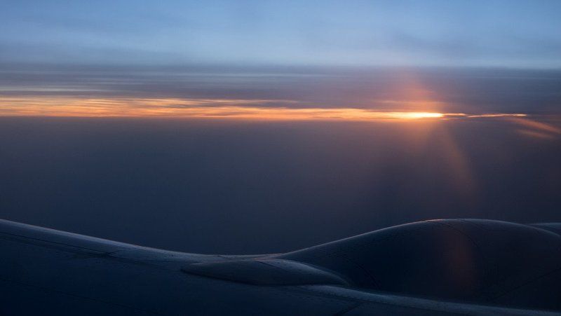 линии, абстракция, солнце, небо Встречая рассвет фото превью