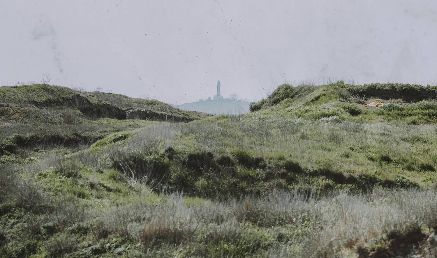 пейзаж, природа, даль, маяк, атмосферное, холмы, овраги, весна, крымская природа, керченский полуостров, крым, россия, Щербак Анатолий