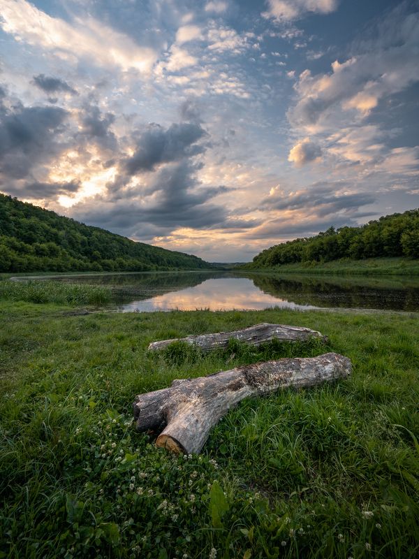 закат, река, пейзаж Закат на реке фото превью