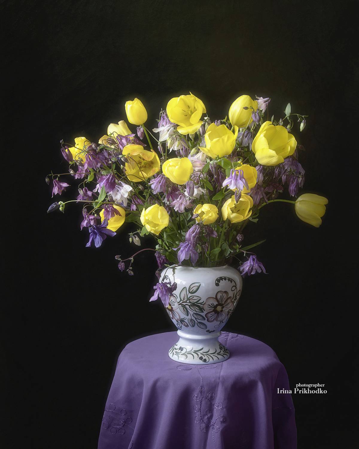 цветы, букеты, тюльпаны, водосбор, Приходько Ирина