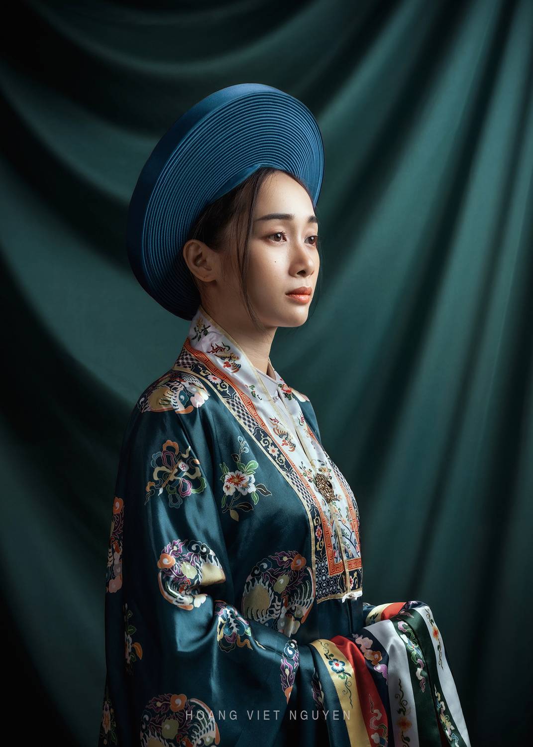 portrait, face, asian, vietnamese, vietnam, beauty, dress, traditional, Hoang Viet Nguyen