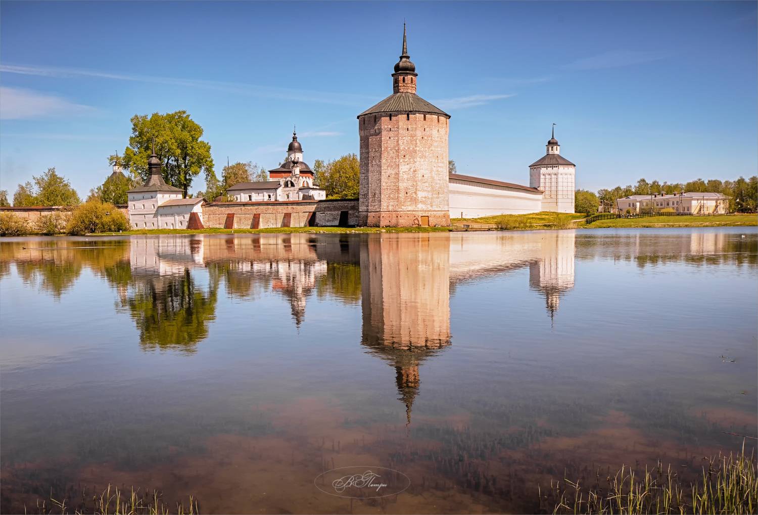 озеро монастырь отражения, Вера Петри