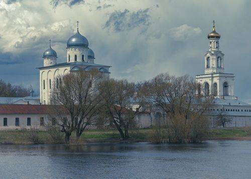 Свято-юрьев монастырь. Великий Новгород.