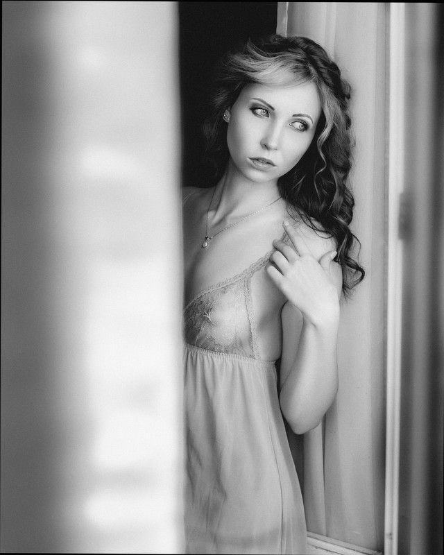 портрет, женский портрет, женская красота, девушка, чб, чернобелое, гламур, модель, model, glamur, portrait, bw, black and white Оксана фото превью