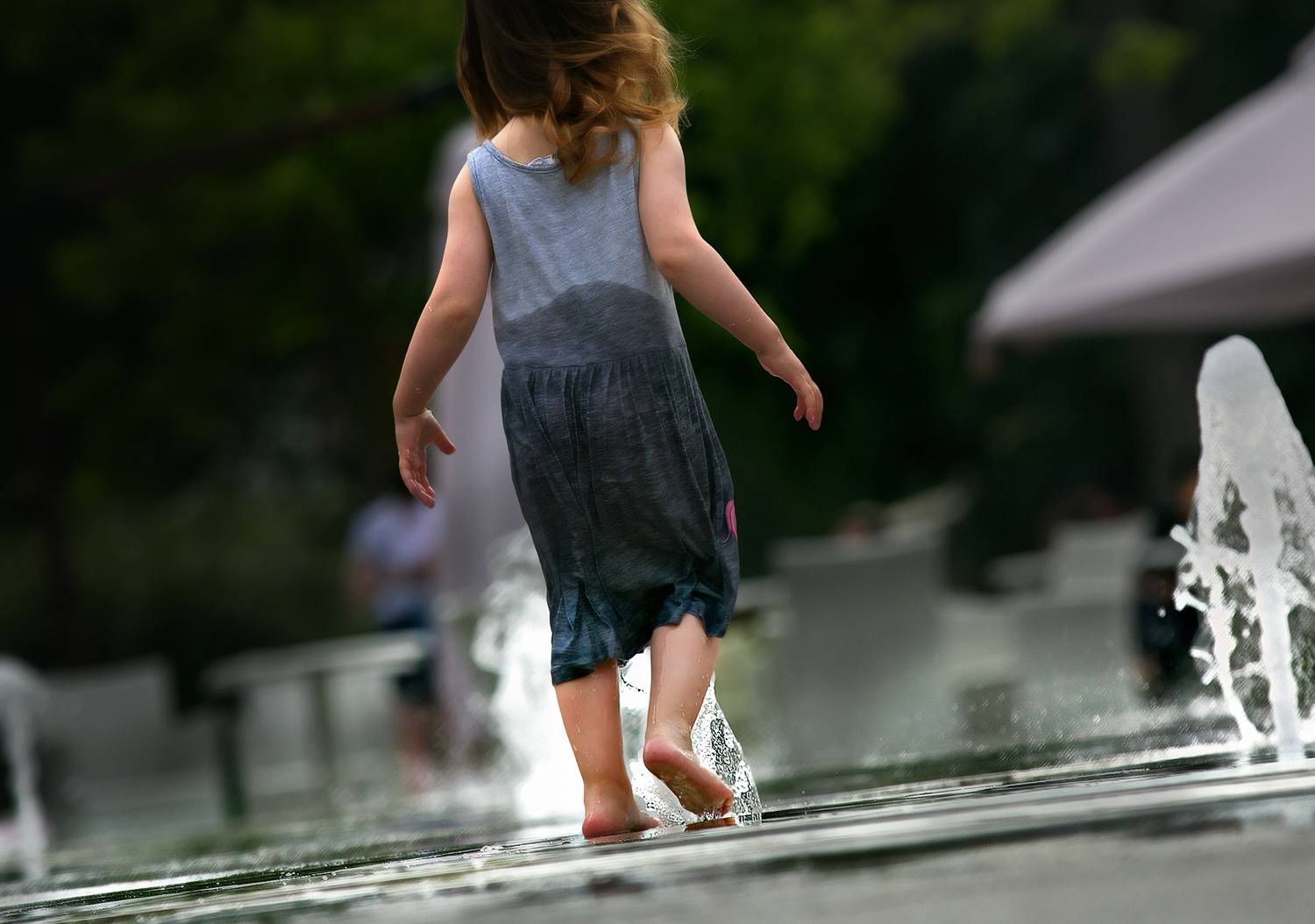 фонтанное настроение, городские картинки, дети и город, стрит фото, жанровое фото, лето и дети, Vera Trandina