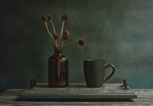 Сухоцвет и чашка..