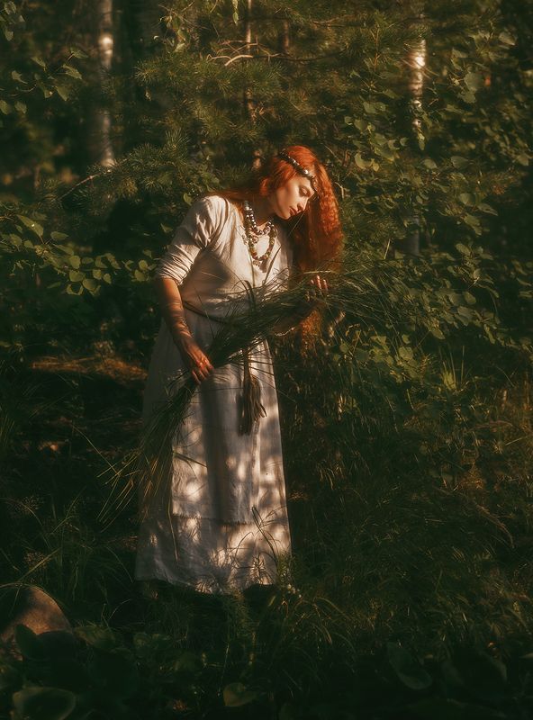 постановочное фото, рыжие волосы, девушка, сказка, canon, ретро, кино По мотивам картин В.М.Васнецова фото превью