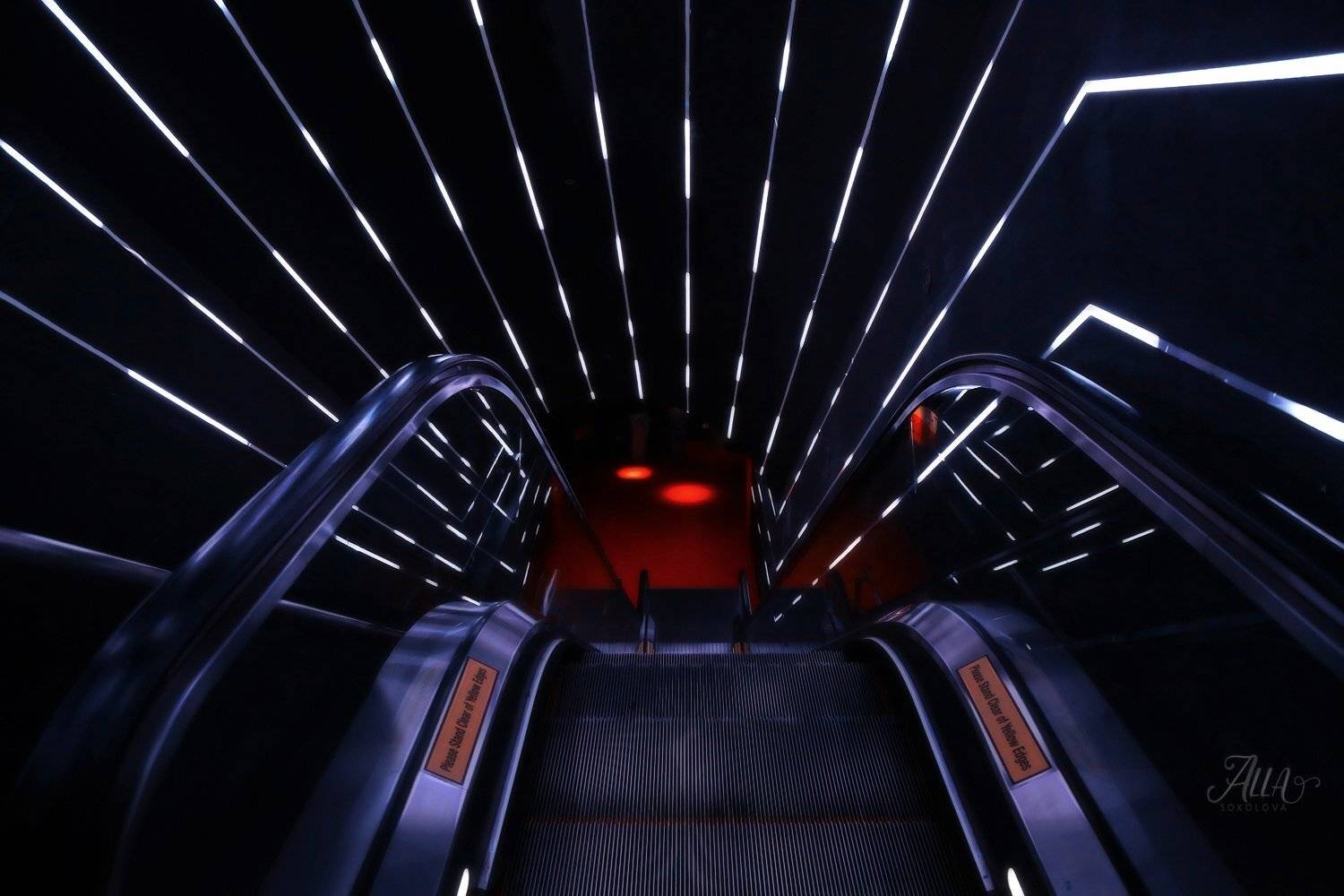 Выход, Лестница, Перила, Портал, Тоннель, Эскалатор, ALLA SOKOLOVA