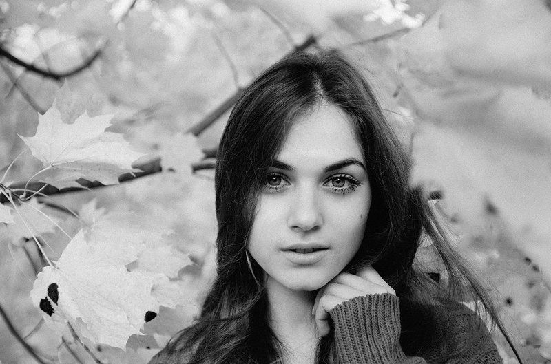 девушка портрет Ананда фото превью