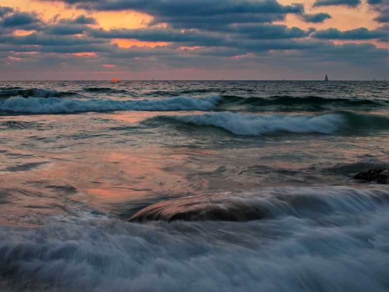 Mediterranean Sea, Sunset фото превью