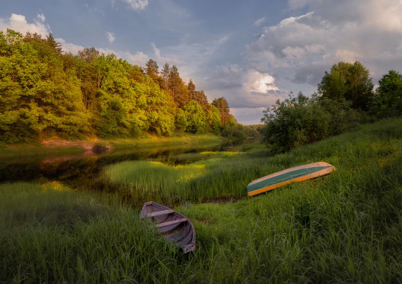 лето вечер река деревья лодки На Керженце фото превью