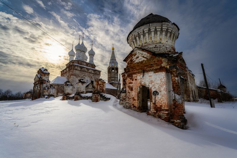 россия, село, деревня, дунилово, зима, храм, церковь, заброшка Зимний день в Дунилово фото превью