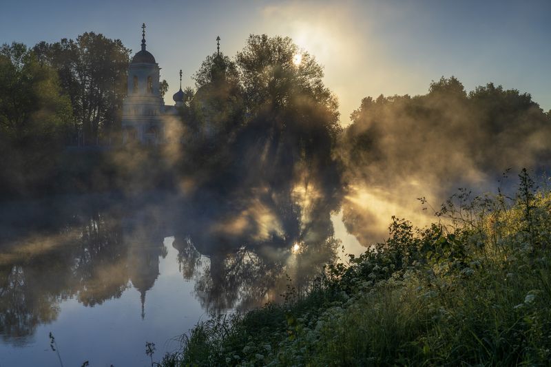 рязанцы, троицкий храм, троица, утро, рассвет Утро на Троицу фото превью