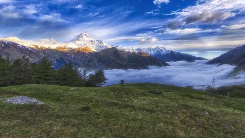 горы, туман, утро Обитель монахов. фото превью