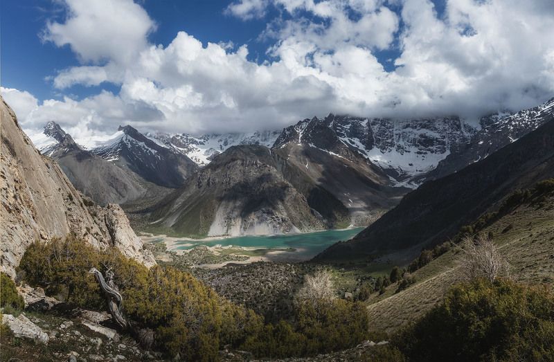 Перевал Чукурак. Вид на Куликалонские озера фото превью