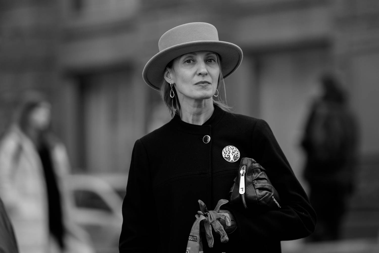 mood, life, human, female, woman, bw, blackwhite, black and white, blackandwhitephoto, bnw, documentary, reportage, street, streetphoto, street life, street, streetbw, streetbnw, streetmoment, Irina Boldina, reportage,, Ирина Болдина