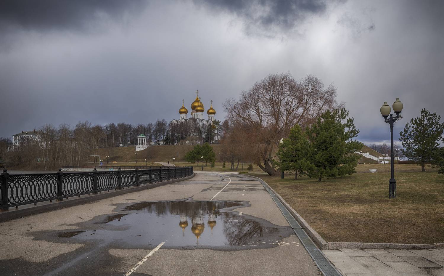 тучи, храм, набережная , ярославль, Сергей Аникин