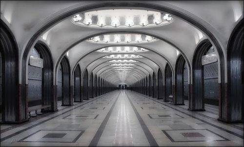 станция метро Маяковская Москва