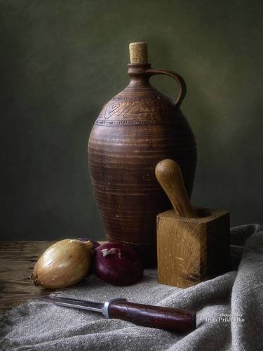 Натюрморт с луковицами