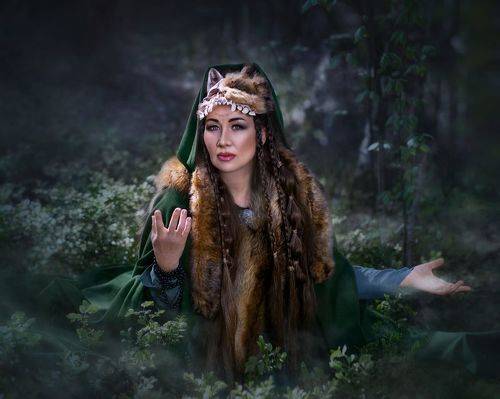 Женщина-волчица