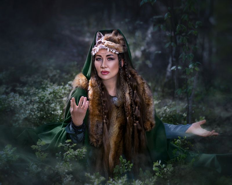 Фотограф Юлия Дюдина, Фотограф Нижний Новгород, арт фотограф,  волшебная фотосессия, фотосессия кельты, шаман, викинги, волчица Женщина-волчица фото превью