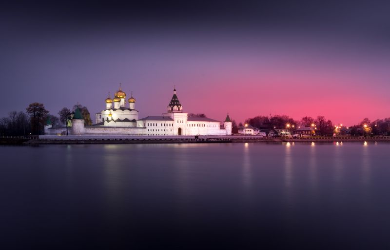 кострома, ипатьевский монастырь, монастырь, нд, городской пейзаж, россия православная, русская старина, ноябрь, русь, кострома нд, волга, святая русь нд, святая русь Отсвет уходящего дня фото превью