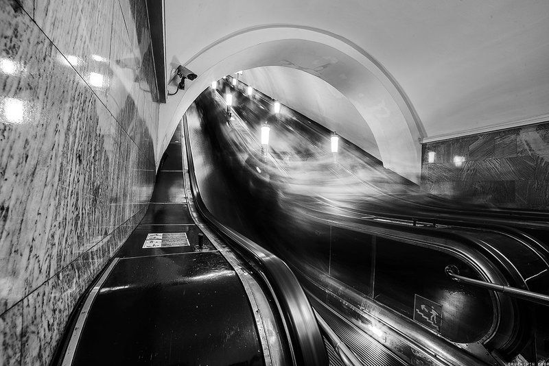 петербург, метрополитен, полземка, поток, души Поток душ фото превью