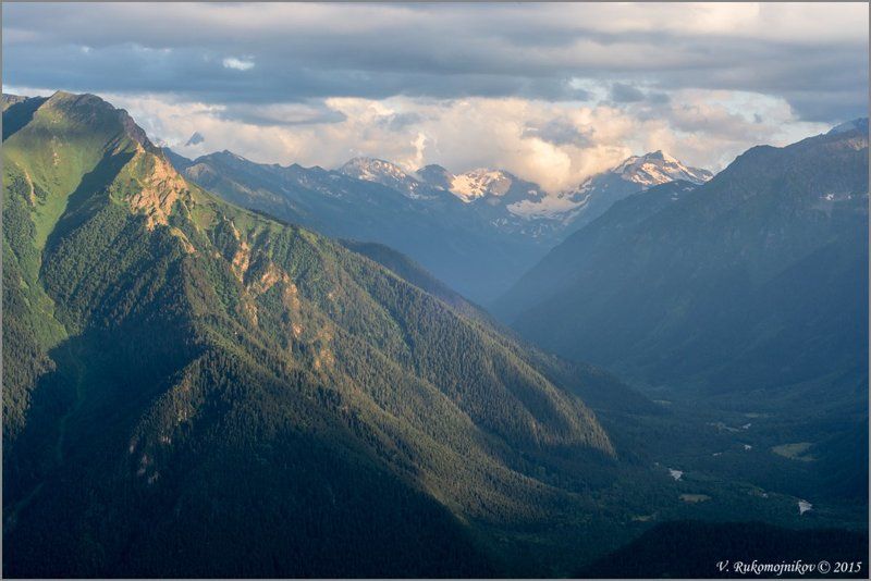 Горы, Закат, Кавказ Надвигалась непогода фото превью