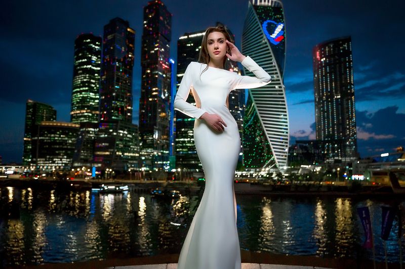 Фотосет на фоне Москва-Сити фото превью