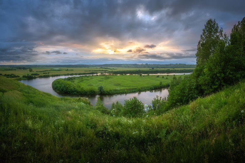 На закате перед бурей фото превью