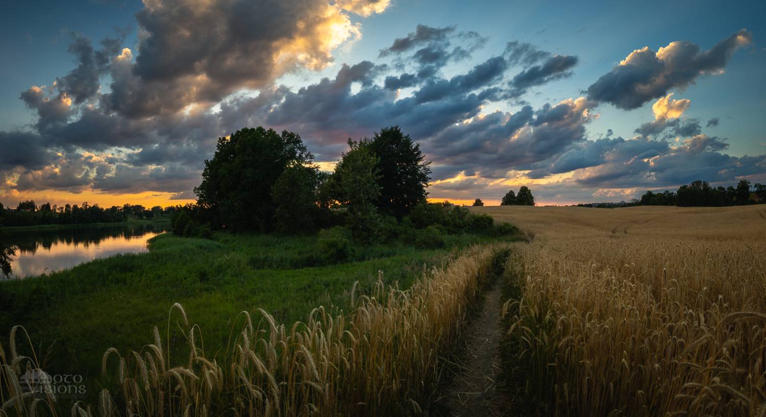 landscape,panoramic,panorama,lake,field,trees,nature,sunset,sky,clouds, Photo Visions