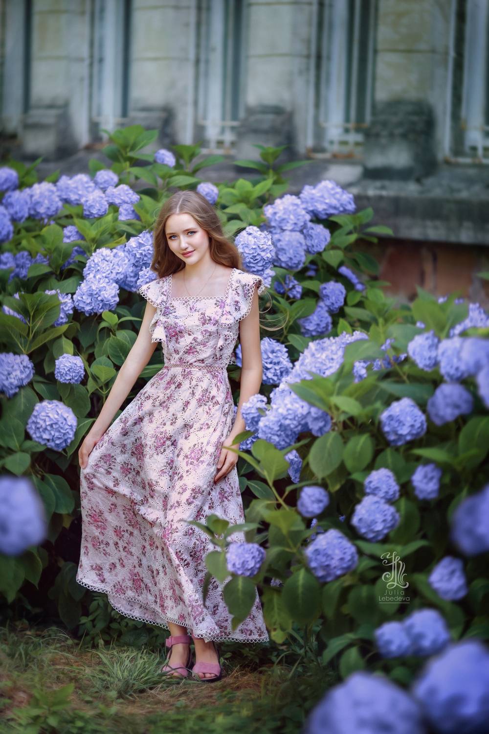 horizontal, photography, outdoors, nature, youngwomen, oneperson, beautifulwoman, flower, beauty, portrait, fashion, lifestyles, day, dress, hat, flowers, Лебедева Юлия