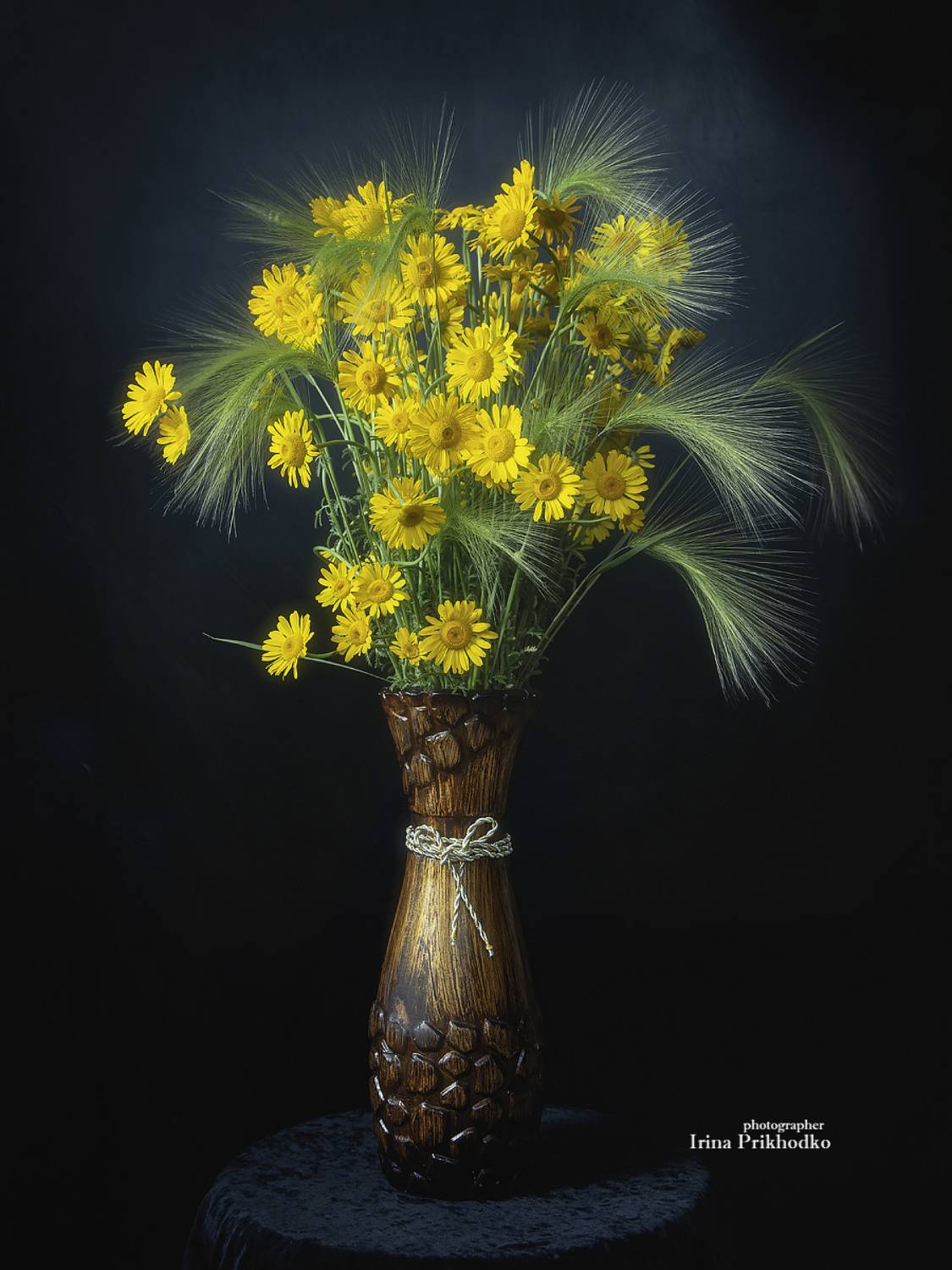 натюрморт, цветы, букеты, черный фон, Приходько Ирина